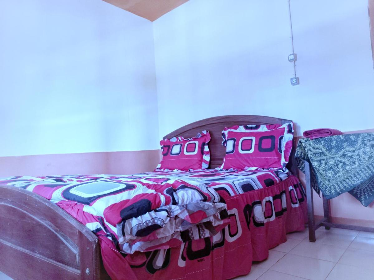 Sun Rice Homestay Ruteng Kamer foto