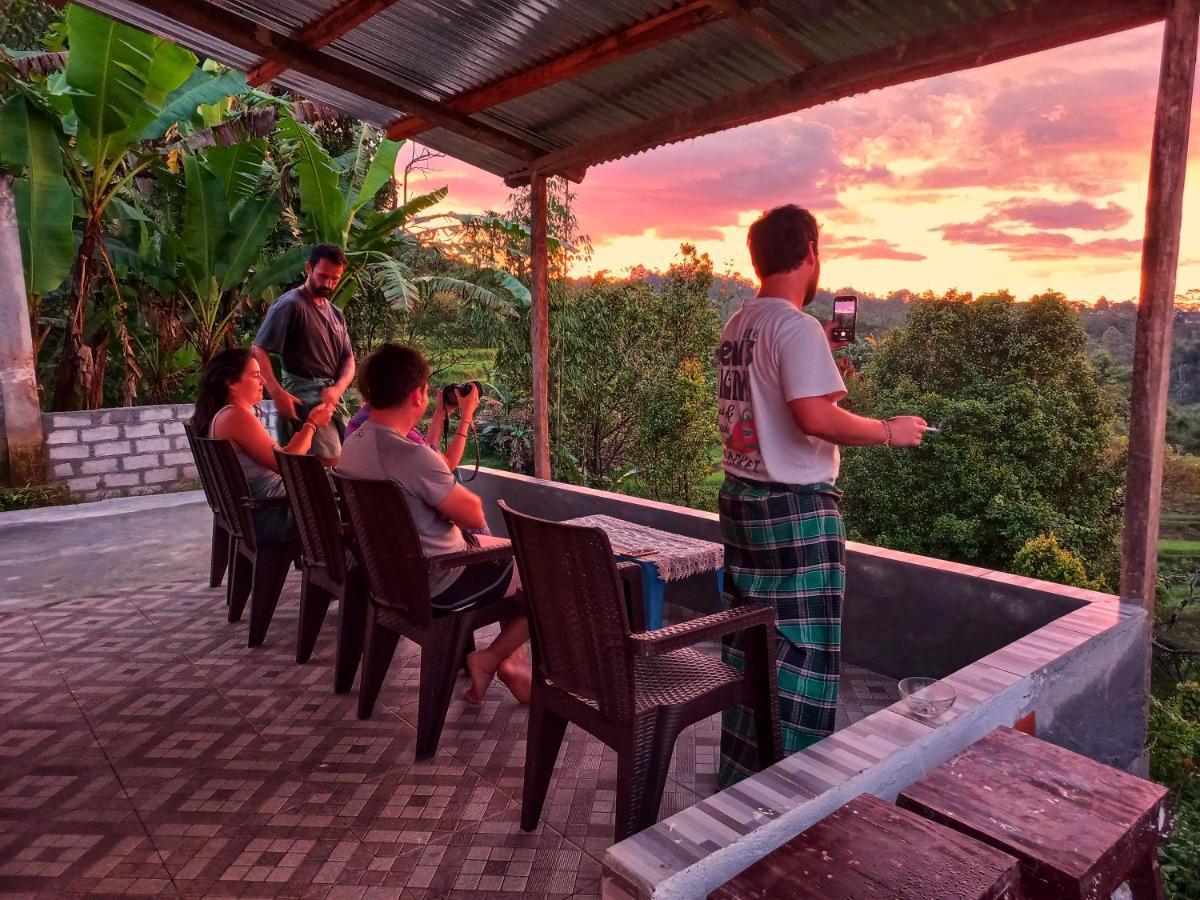 Sun Rice Homestay Ruteng Buitenkant foto