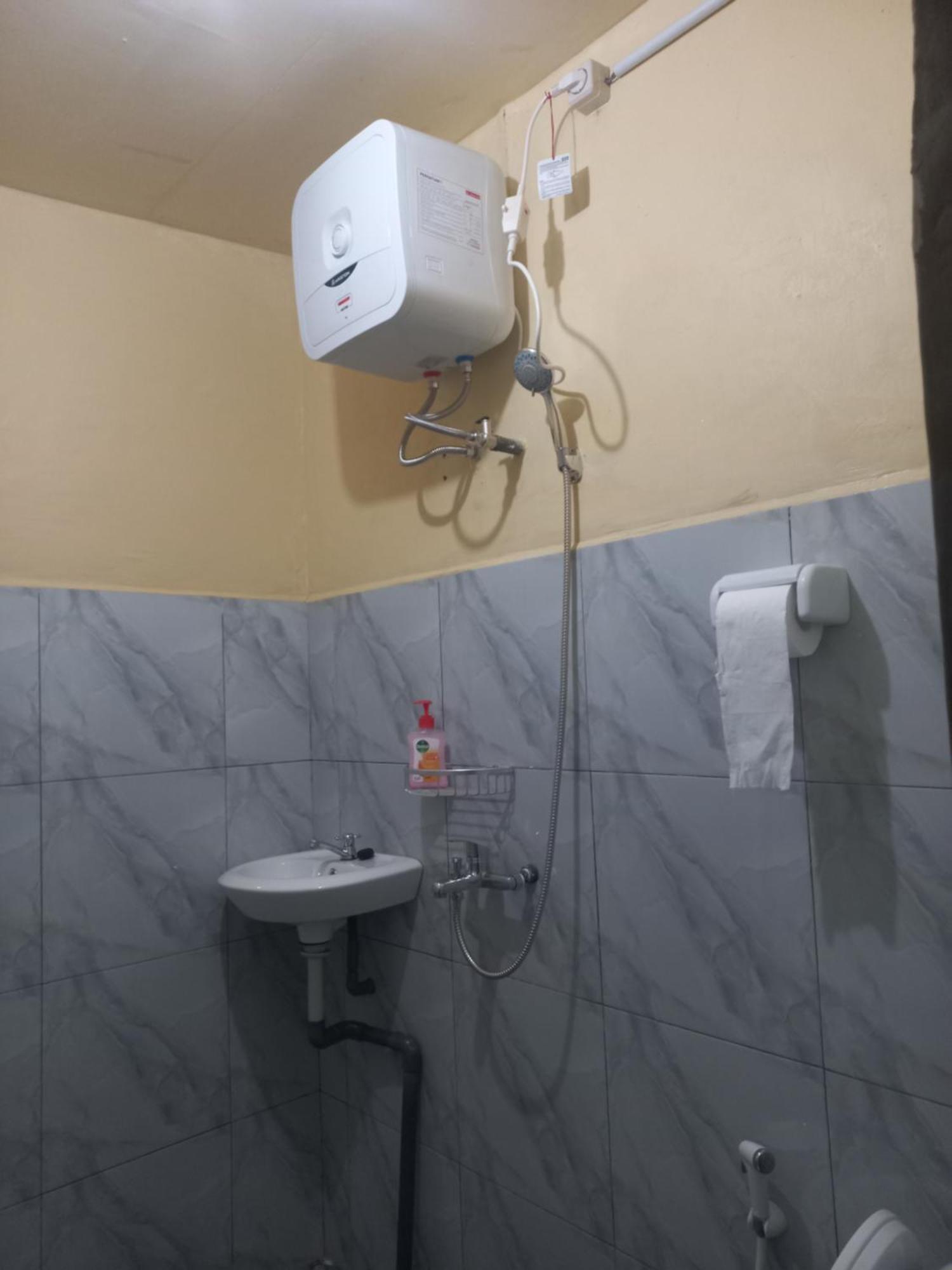 Sun Rice Homestay Ruteng Kamer foto
