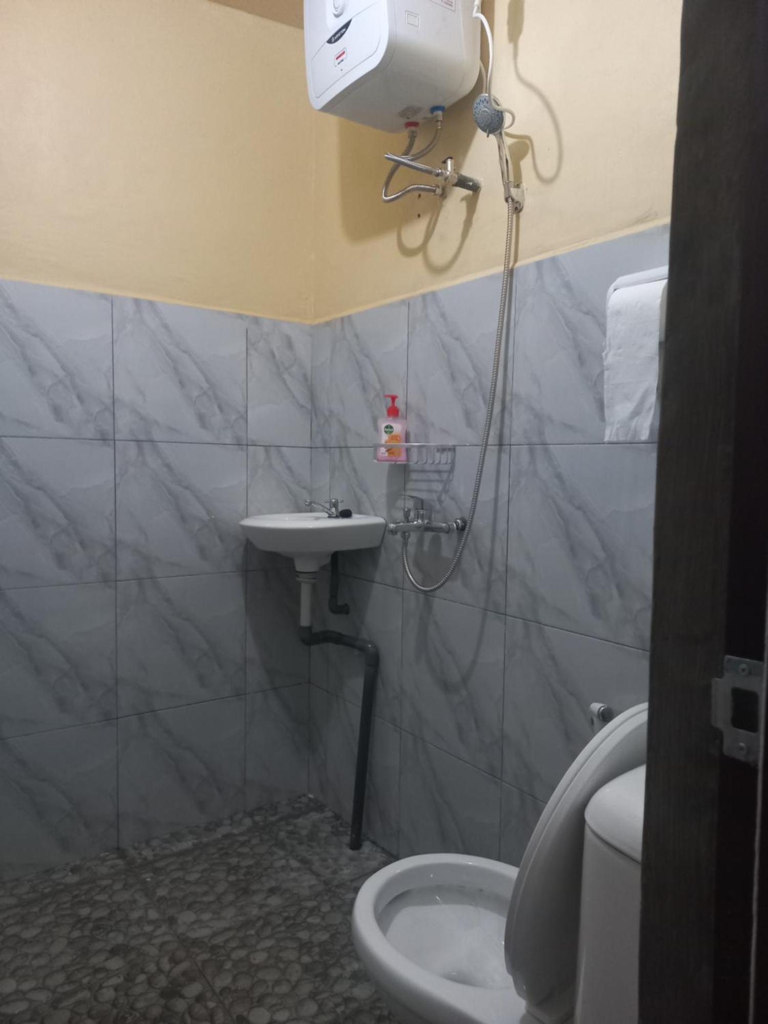 Sun Rice Homestay Ruteng Kamer foto